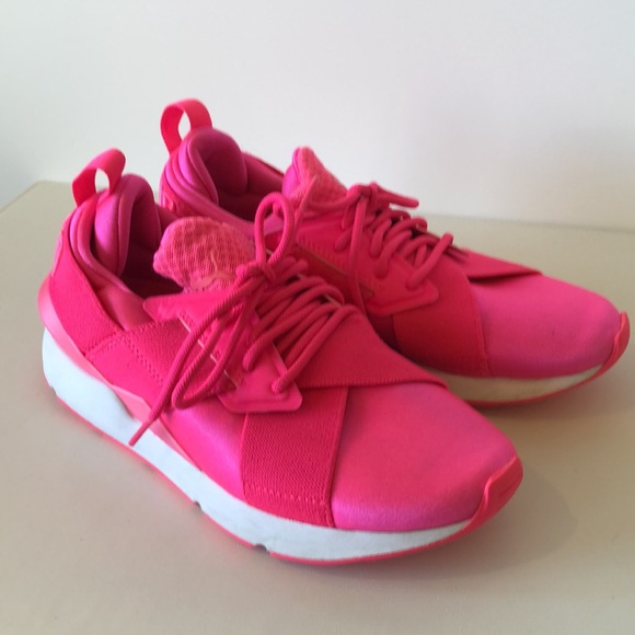 🍒HP🍒Puma sneakers - Picture 4 of 5